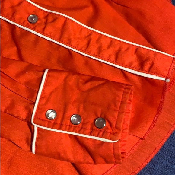 Vintage western barn red button down - Picture 2 of 3